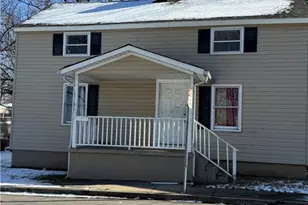 607 Lancaster Dr, Reidsville, NC 27320 - Photo 1