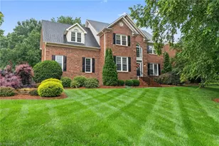 4712 Weston Pl, Jamestown, NC 27282 - Photo 1