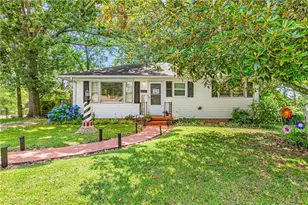 422 Hyde St, Burlington, NC 27217 - Photo 1