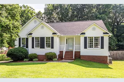 1112 Newberry Drive, Mebane, NC 27302 - Photo 1