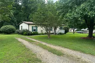 3768 Hillcroft Ln, Walkertown, NC 27051 - Photo 1