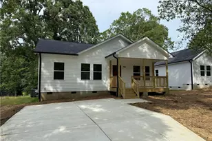 2309 Pinecroft Dr, Burlington, NC 27217 - Photo 1