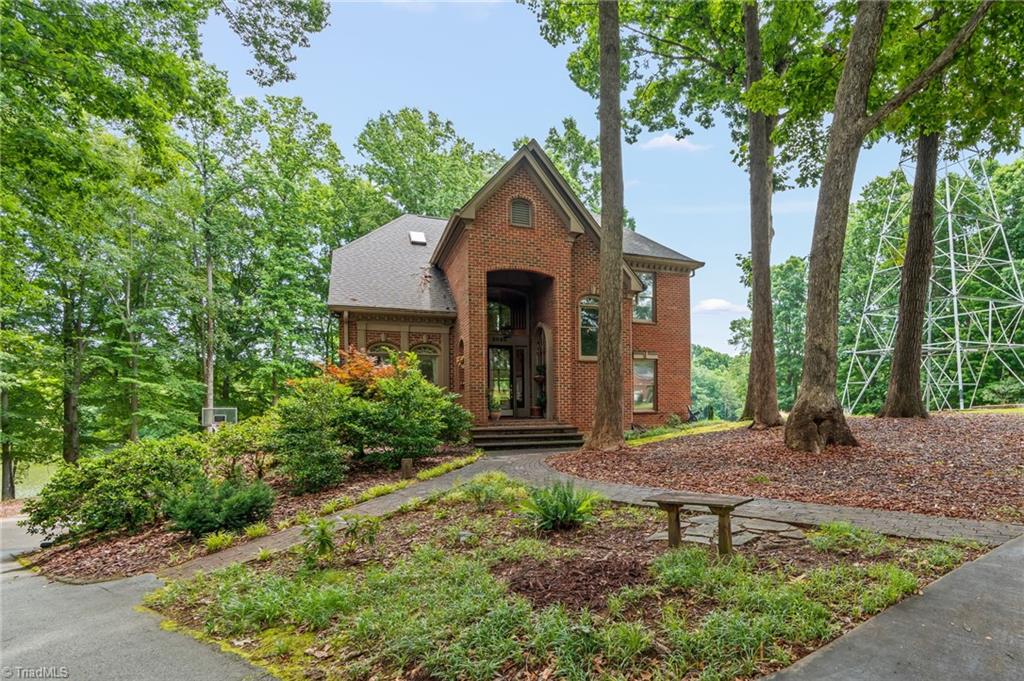2020 La Dora Dr, High Point, NC 27265 - MLS 1183854 - Coldwell Banker