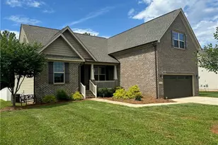 107 Saddlebrook Dr, Advance, NC 27006 - Photo 1