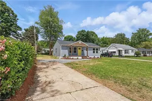 2322 Fernwood Dr, Greensboro, NC 27408 - Photo 1