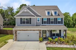 528 Brycewood Dr, Burlington, NC 27215 - Photo 1