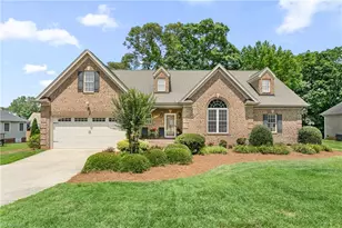 412 Whitt Ave, Burlington, NC 27215 - Photo 1