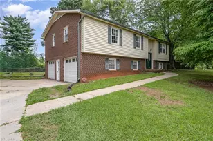 4889 Sedgeview Ln, Winston-Salem, NC 27107 - Photo 1