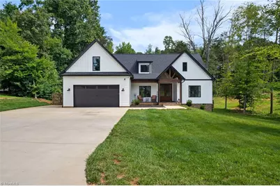 401 Jada Drive, Lexington, NC 27295 - Photo 1