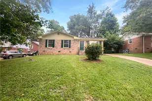 1606 Woodbriar Ave, Greensboro, NC 27405 - Photo 1