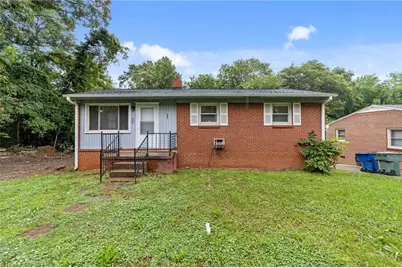 807 New Street, Graham, NC 27253 - Photo 1