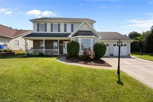 697 Retford Park Ln, Kernersville, NC 27284 - Photo 1