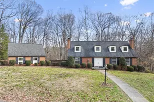 301 Queens Dr, Lexington, NC 27292 - Photo 1