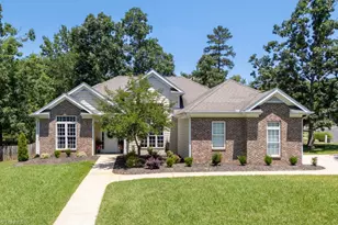 413 Great Smokey Mountain Dr, Mebane, NC 27302 - Photo 1