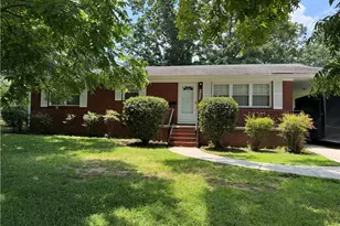 2211 Lake Forest Dr, High Point, NC 27265 - Photo 1