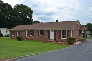 103 N 13th Ave, Mayodan, NC 27027 - Photo 1