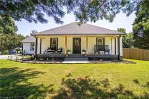 1105 Jonestown Rd, Winston-Salem, NC 27103 - Photo 1