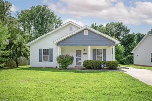 902 Pine St, Greensboro, NC 27401 - Photo 1