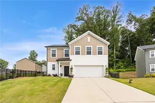 2322 Piccadilly Pines Ct, Winston-Salem, NC 27127 - Photo 1