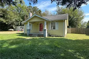 605 Chavis Dr, Greensboro, NC 27401 - Photo 1