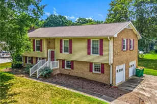 2758 Park Oak Dr, Clemmons, NC 27012 - Photo 1