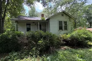 813 Strawberry Rd, Reidsville, NC 27320 - Photo 1