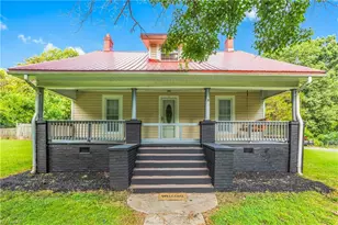 233 Short Union St, Eden, NC 27288 - Photo 1