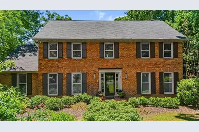 3037 Lake Forest Drive, Greensboro, NC 27408 - Photo 1