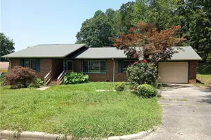 2112 Holland Ave, Burlington, NC 27217 - Photo 1