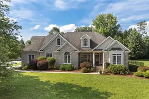 7611 Trebbiano Dr, Kernersville, NC 27284 - Photo 1