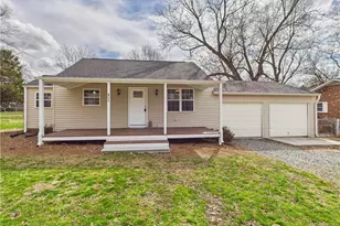 811 Virginia Ave, Thomasville, NC 27360 - Photo 1