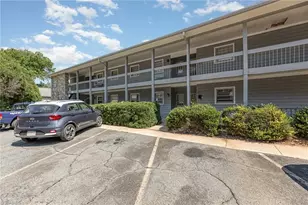 2912 Ramsgate Ct, Winston-Salem, NC 27106 - Photo 1