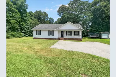 1312 Unity Street, Thomasville, NC 27360 - Photo 1