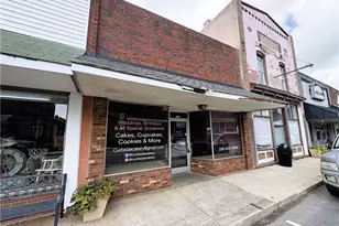 115 N Henry St, Stoneville, NC 27048 - Photo 1