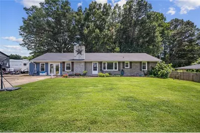 1271 Country Lane, Winston-Salem, NC 27107 - Photo 1