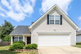 604 Walnut Crossing Dr, Whitsett, NC 27377 - Photo 1