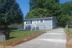 1432 Douglas St, Winston-Salem, NC 27105 - Photo 1
