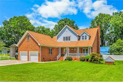 802 Monroe Street, Mayodan, NC 27027 - Photo 1