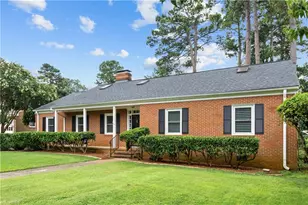 529 Woodvale Dr, Greensboro, NC 27410 - Photo 1