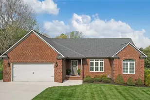 178 E Plantation Cir, Reidsville, NC 27320 - Photo 1