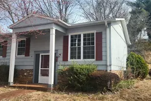 1004 8th St, North Wilkesboro, NC 28659 - Photo 1