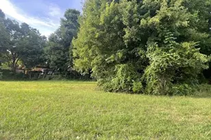 402 Martin Luther King Jr Blvd, Lexington, NC 27292 - Photo 1