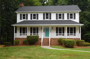 1900 Glenacre Ct, Kernersville, NC 27284 - Photo 1