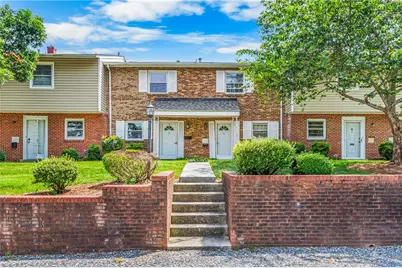 101 Oxford Place #10, High Point, NC 27262 - Photo 1