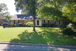 2702 Dumfries Rd, Greensboro, NC 27407 - Photo 1