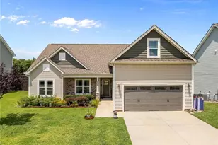 107 Campaign Dr, Mebane, NC 27302 - Photo 1