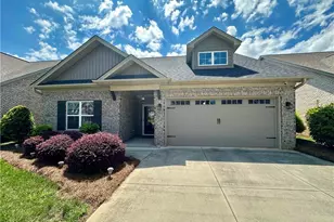 150 Lake Louise Dr, Mocksville, NC 27028 - Photo 1