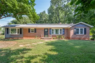 6233 Parkfield Ln, Clemmons, NC 27012 - Photo 1