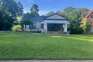 901 Circle Dr, High Point, NC 27262 - Photo 1