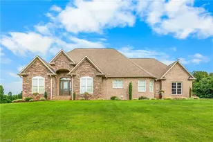 590 Pinewood Rd, Reidsville, NC 27320 - Photo 1